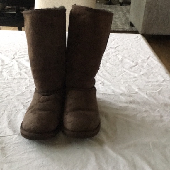 Ugg boots - Picture 2 of 2